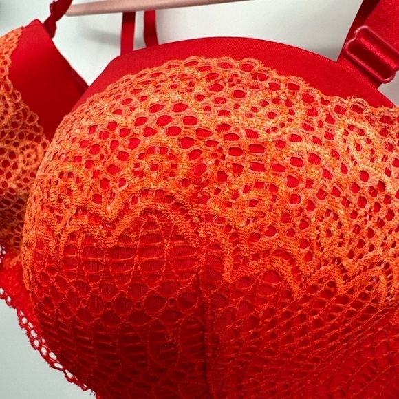 Cacique Red Lace Bra 40 F Padded Molded Cup Bare Solution NWT $70 - Picture 4 of 5